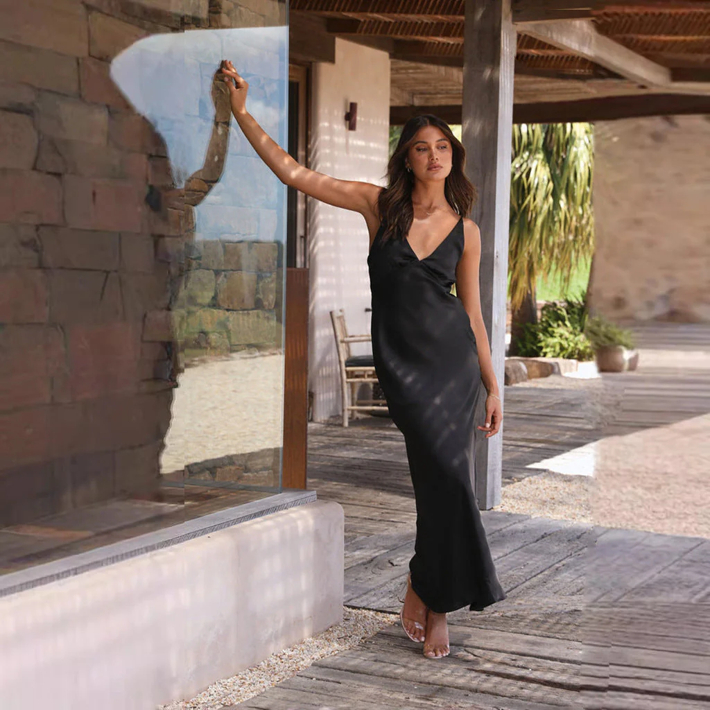 Abito Maxi da Donna - Elegante Design Senza Maniche con Scollo a V per Eventi Formali - Image 2