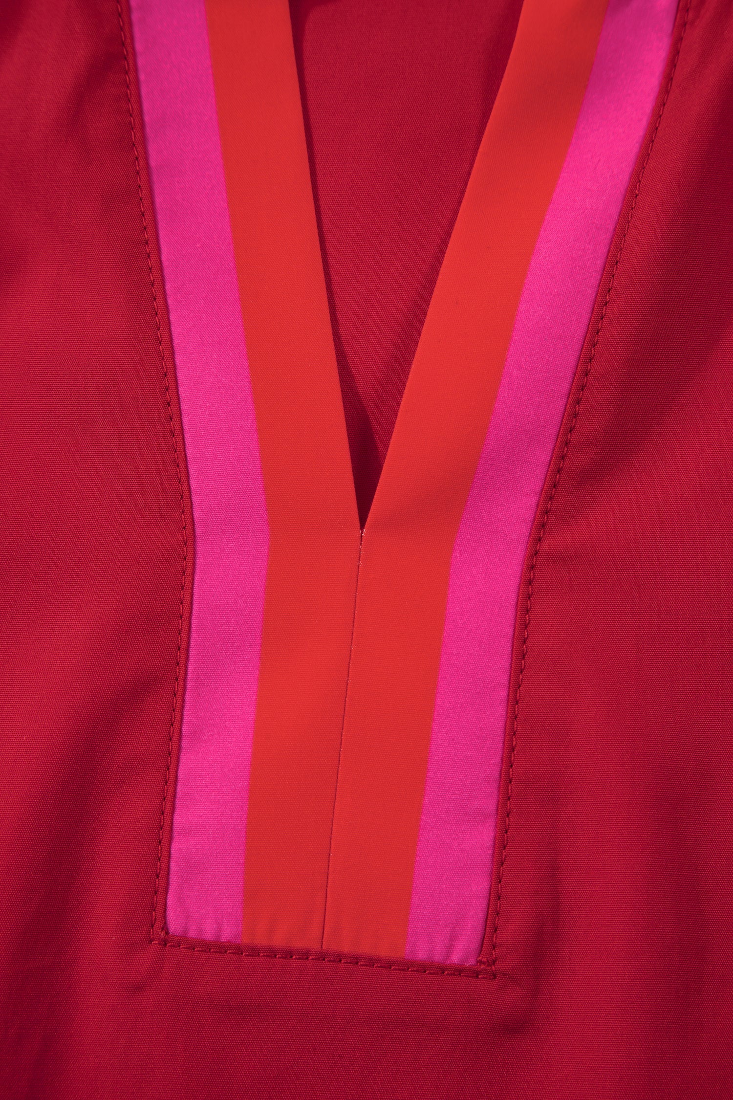 Blusa a righe rosso fuoco con colletto a volant e maniche corte arricciate - Image 5