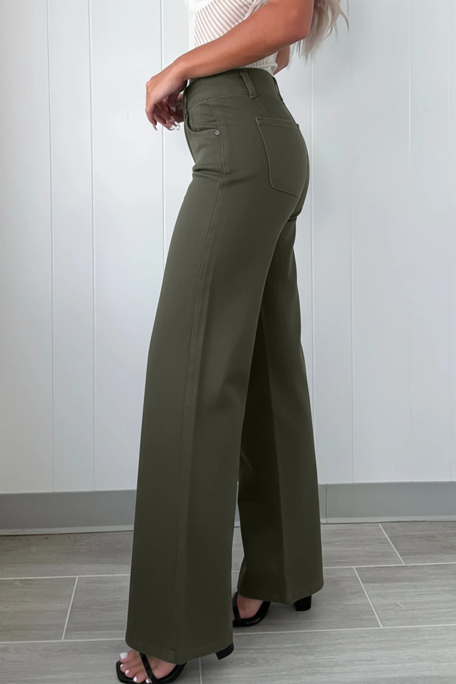 Jeans a zampa a vita alta con 2 bottoni - Image 2