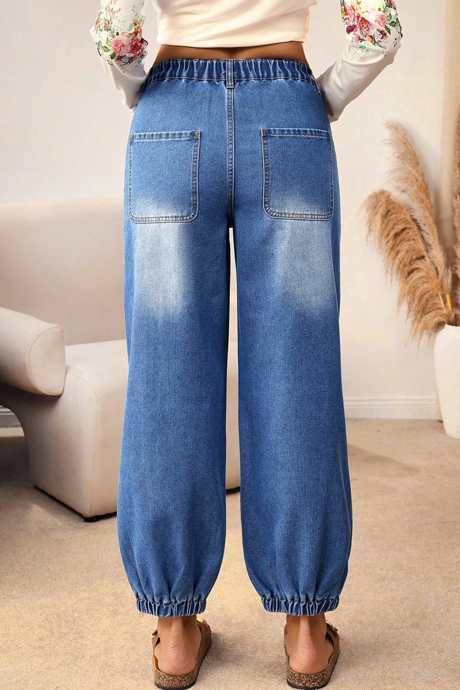 Jeans Casual Blu con 4 Bottoni e Taglio Conico - Image 2
