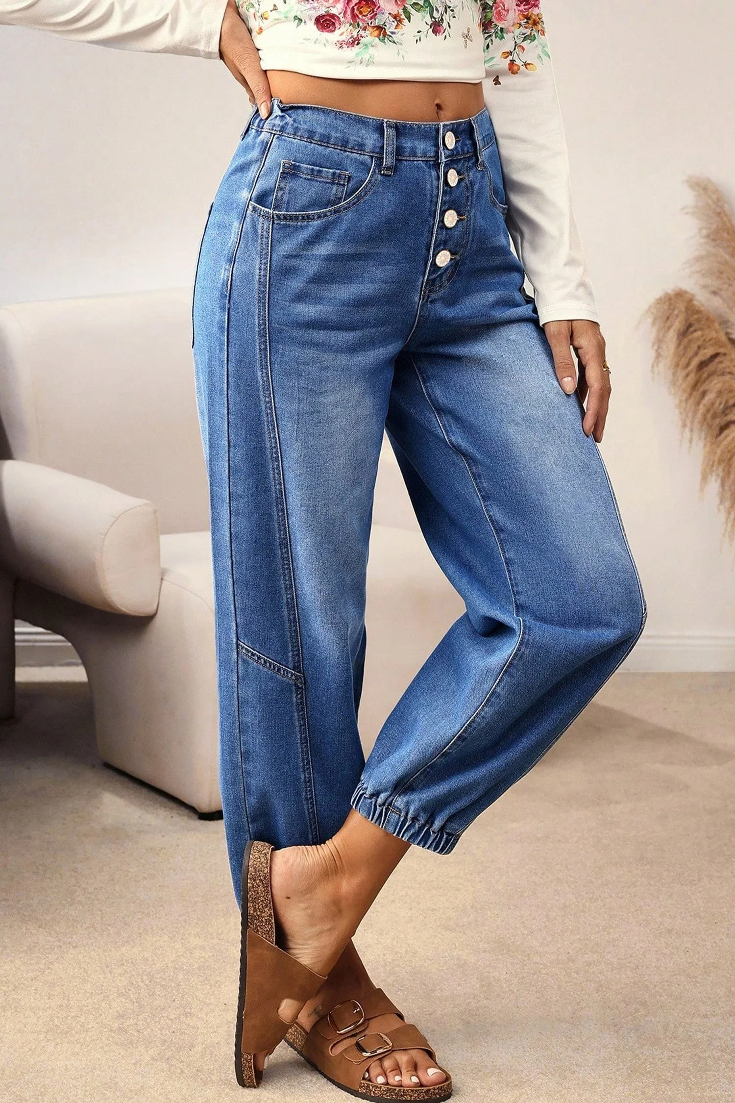 Jeans Casual Blu con 4 Bottoni e Taglio Conico - Image 4