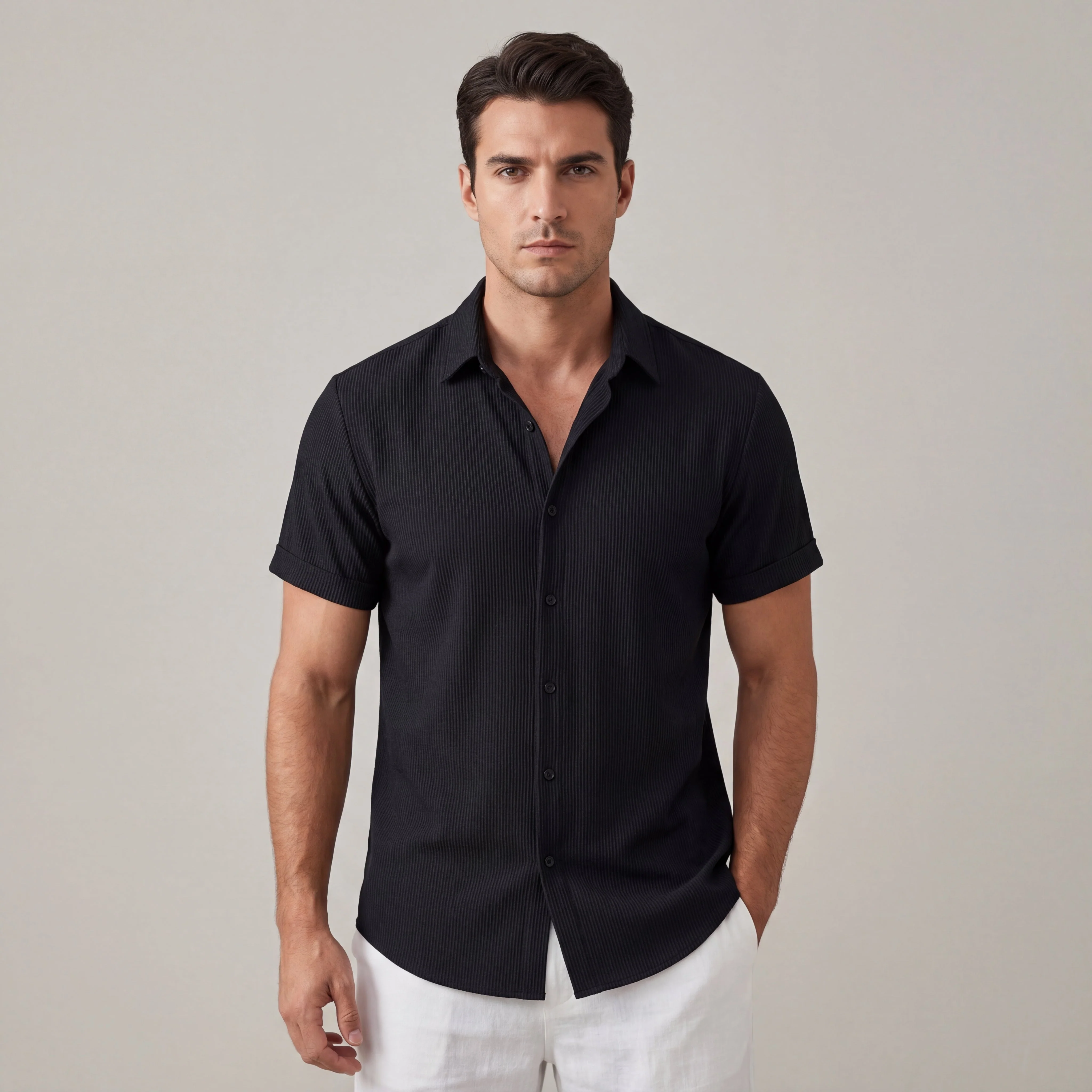 Camicia da uomo a righe a maniche corte con colletto classico