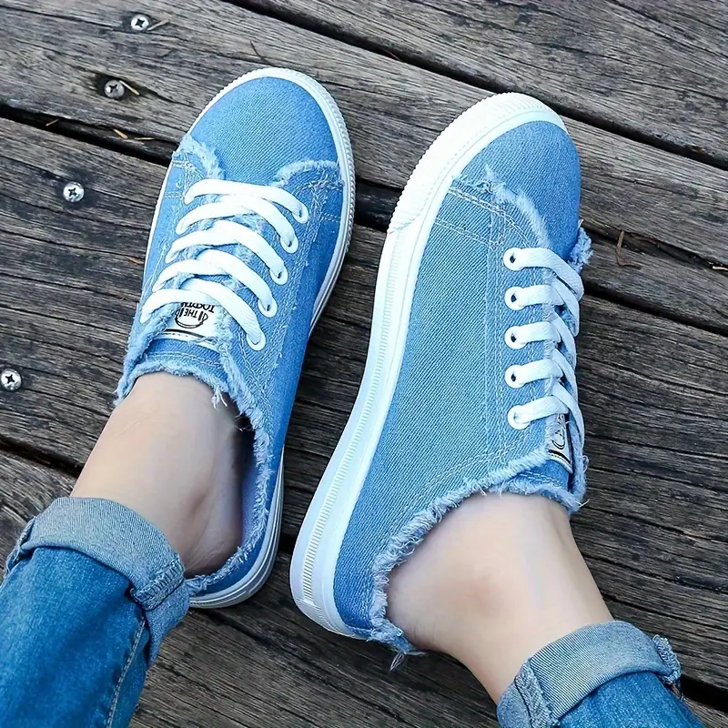Sneakers Basse da Donna - Trendy - Image 10