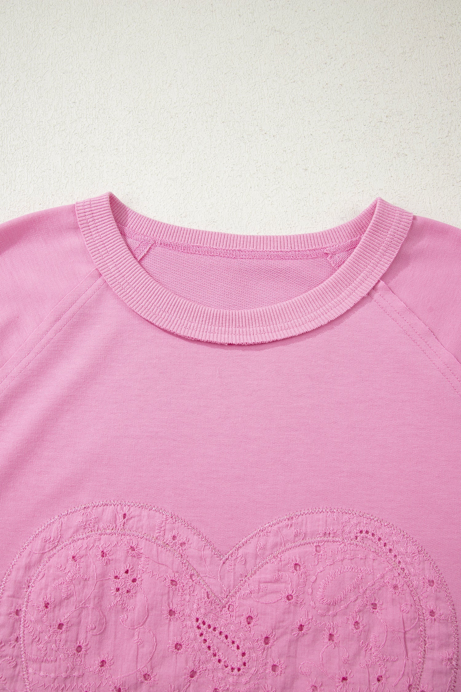 Top Patchwork Rosa con Motivo Paisley, Cuori di San Valentino e Ricamo Inglese a Maniche Lunghe - Image 4