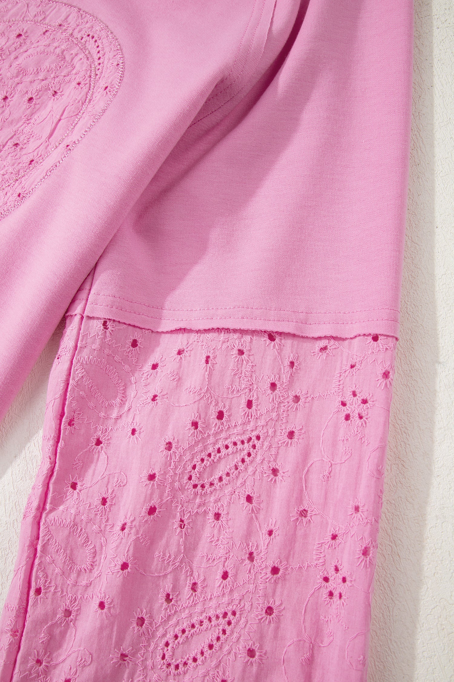 Top Patchwork Rosa con Motivo Paisley, Cuori di San Valentino e Ricamo Inglese a Maniche Lunghe - Image 6