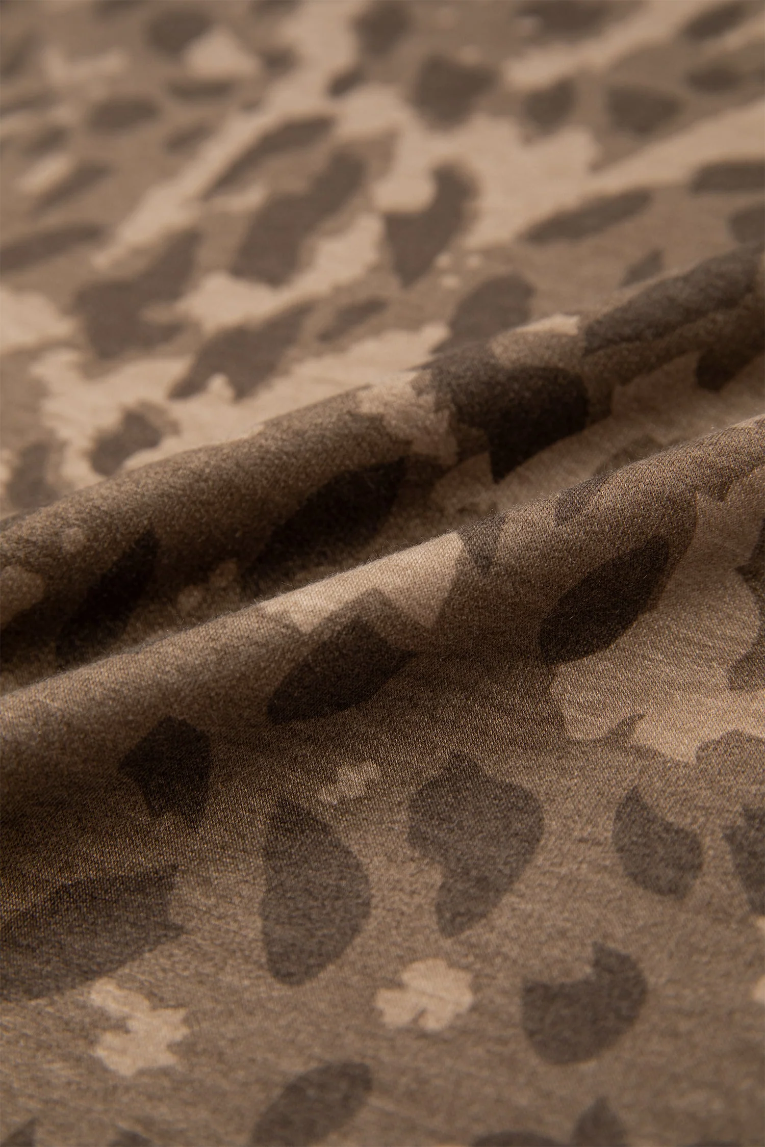 Vestito Mini a T-shirt Marrone con Stampa Leopardata e Tasche - Image 8